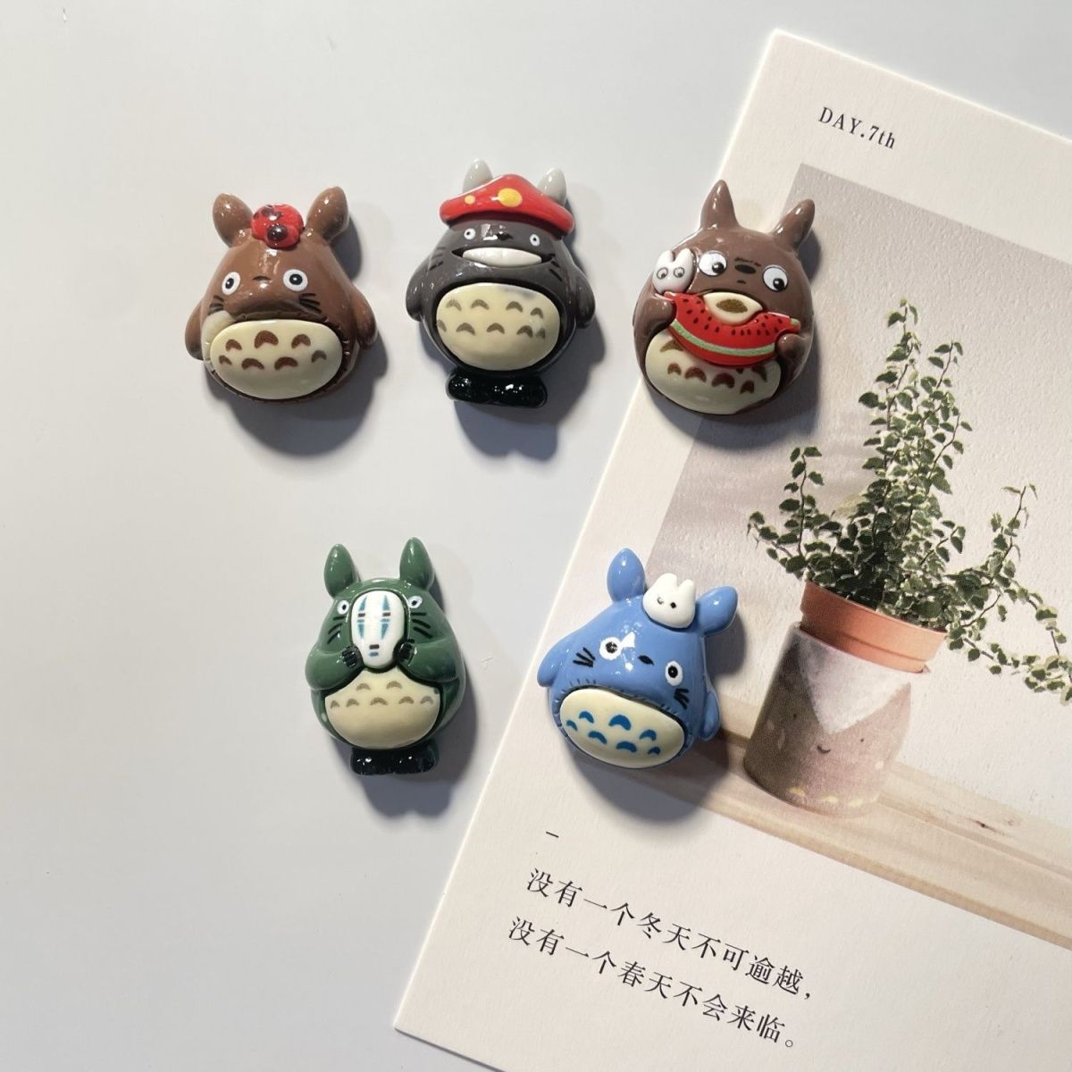 Interior Design House - Totoro Anime Harz-Kühlschrankmagnet Niedliche Cartoon-Figur Magnetischer